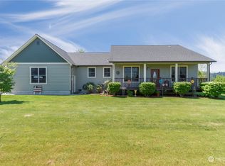 285 W Birnie Slough Rd, Cathlamet, WA 98612