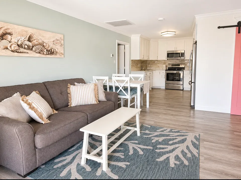 51 Sandra Dr