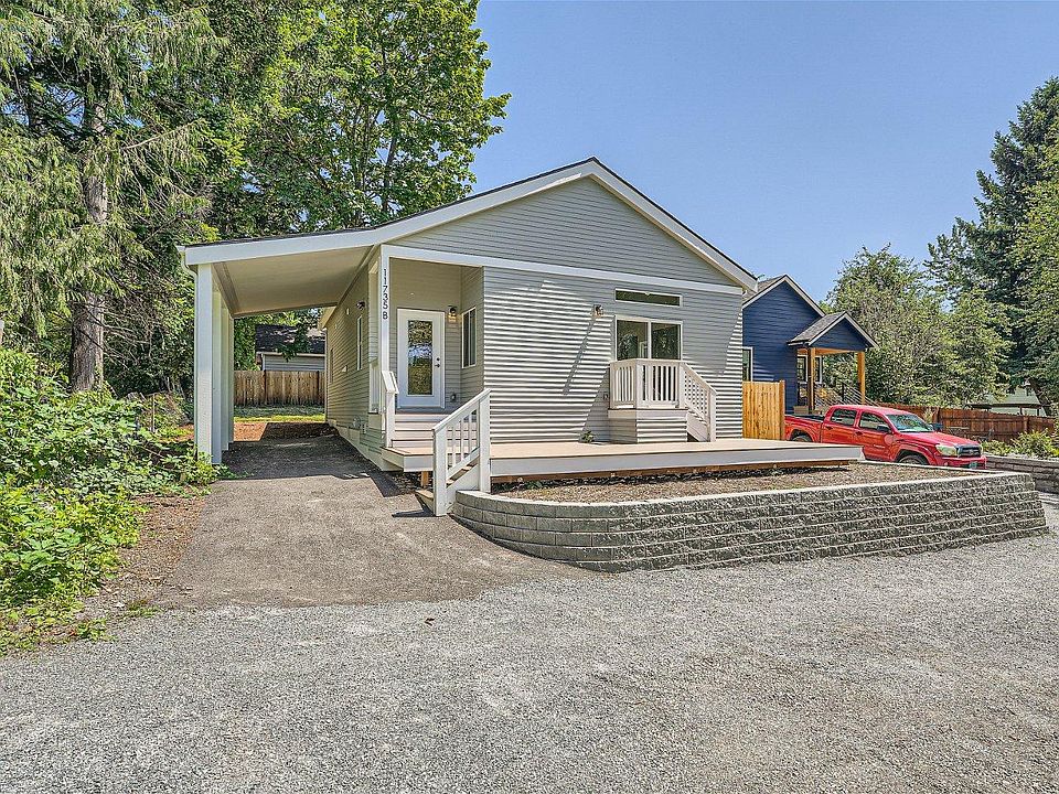 1st image of 11735B 40th Ave NE