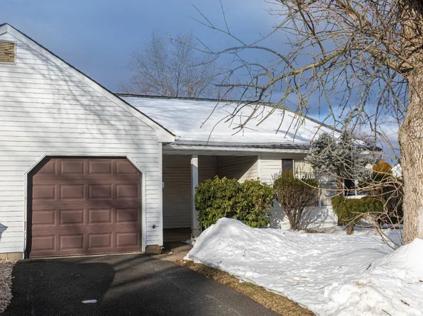 15 Hearthstone Dr, Edison, NJ 08820