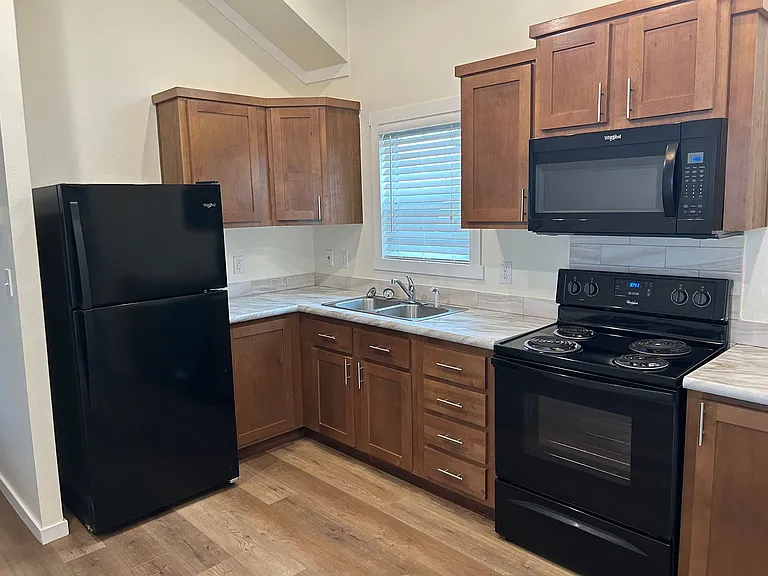 5215 Crestway Dr #25 — Photo 6