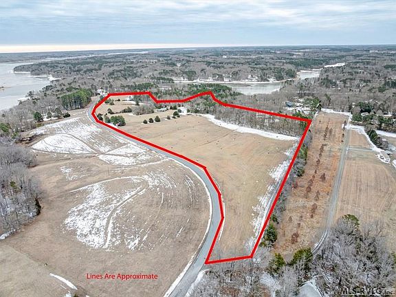 3rd image of 900 Buffalo Creek Rd