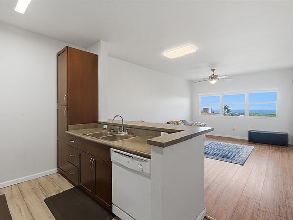 4th image of 212 Hooulu Ln APT 406