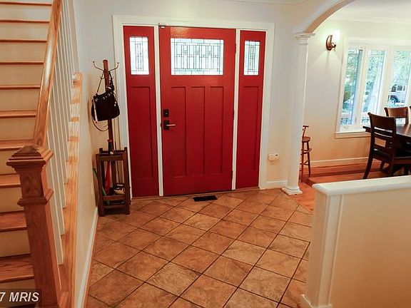 2nd image of 5214 Redwing Dr
