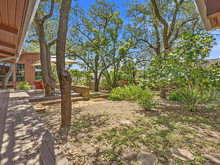 407 Almarion Dr — Photo 27