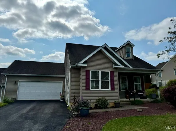 4849 Yorkshire Rd, Walnutport, PA 18088