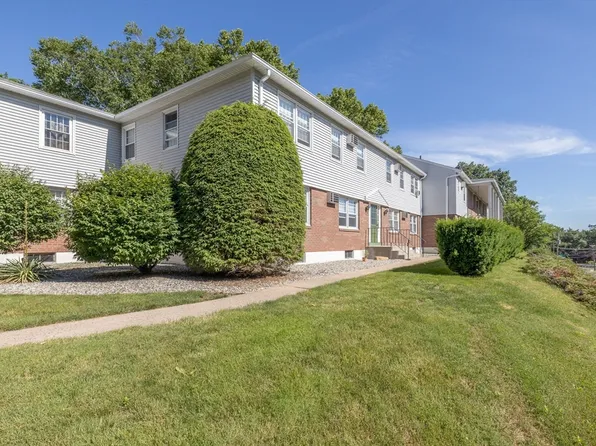 80 Brush Hill Ave APT 6, West Springfield, MA 01089