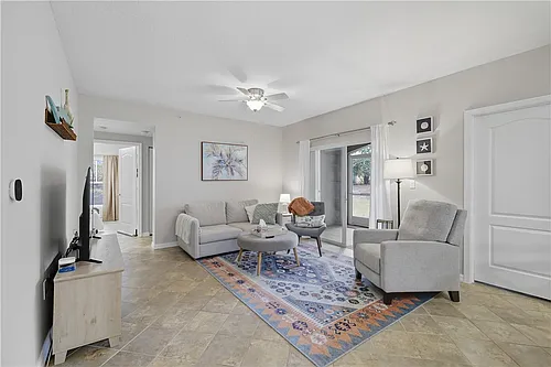 5095 Fairways Cir Photo 1