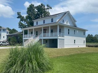 4017 Pineway Dr, Kitty Hawk, NC 27949