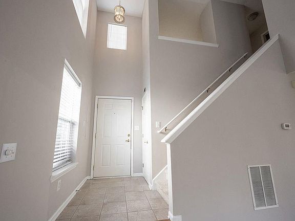 4th image of 9246 Eden Woods Ct