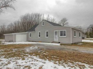 1104 Richman Rd, Saint Clair, MI 48079