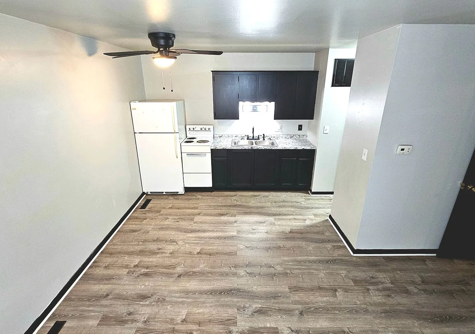Poplar St Apartments — Photo 3