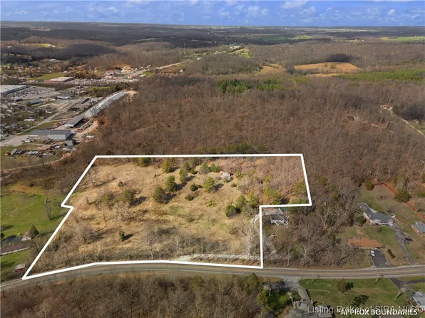 680 State Road 56, Paoli, IN 47454