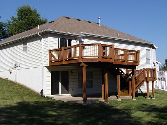 Large Back Cedar Deck