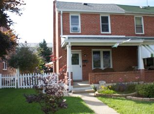 907 Noble St, Norristown, PA