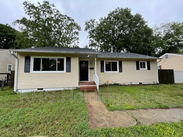 9 Kingslee Ln, Hampton, VA 23669