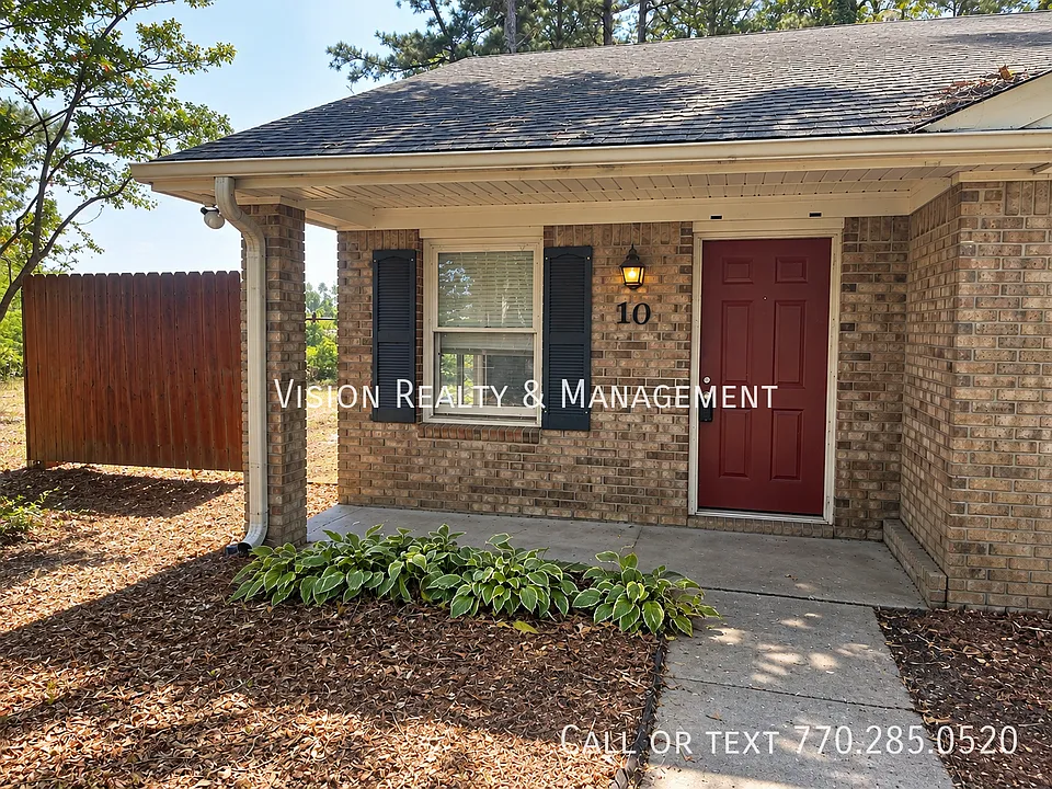 10 S Creek Rd