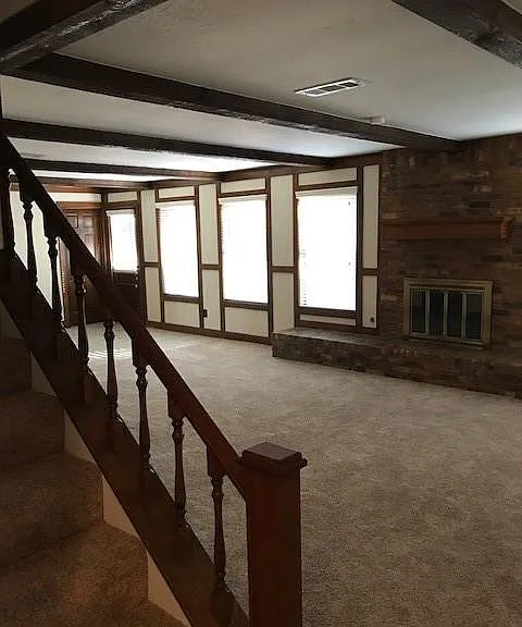 4 Kingsley Ct — Photo 2