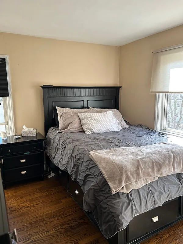 2 bed, 1.0 bath, 900 sqft, $1,700 — Photo 3