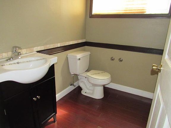 5th image of 6921 Barnwell Dr