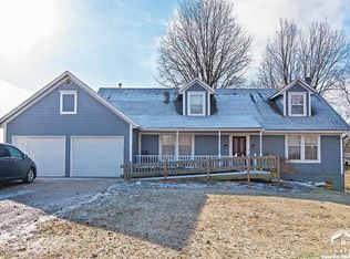 12111 Hubbard Rd, Kansas City, KS 66109