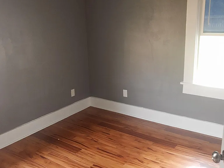 1520 N Hayes Ave — Photo 8