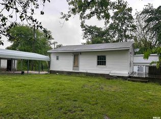 23527 Akin Blacktop, Macedonia, IL 62860