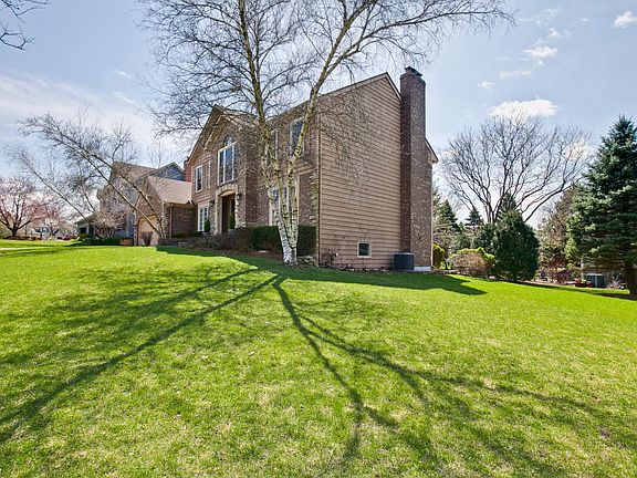 Oversized yard!