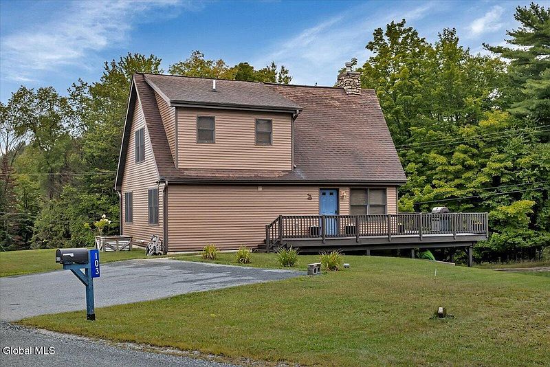 4th image of 103 Lake Nancy Road