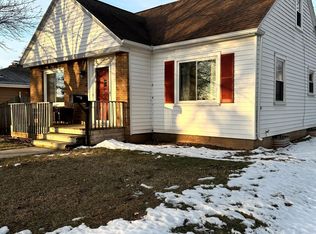 1907 S Carpenter St, Appleton, WI 54915