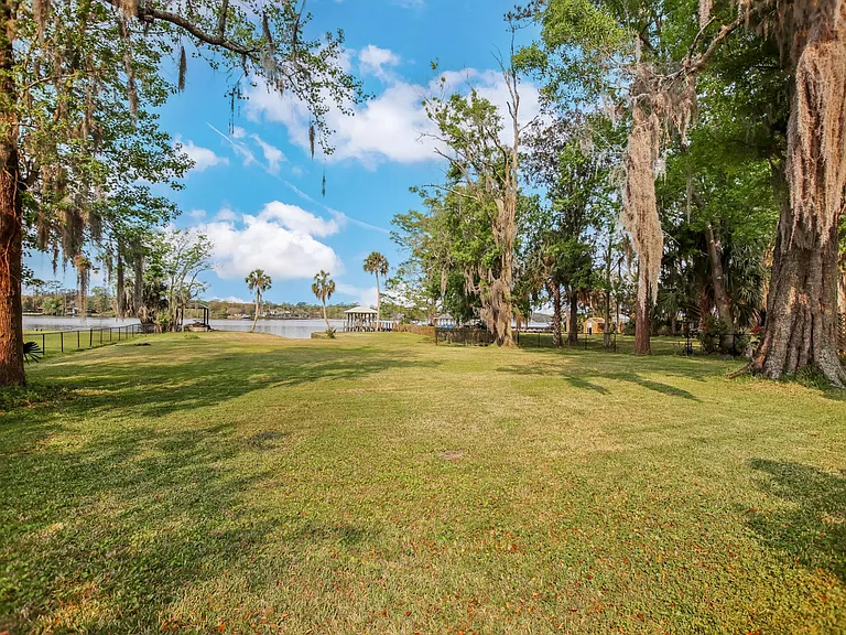 Ortega Forest Dr — Photo 40