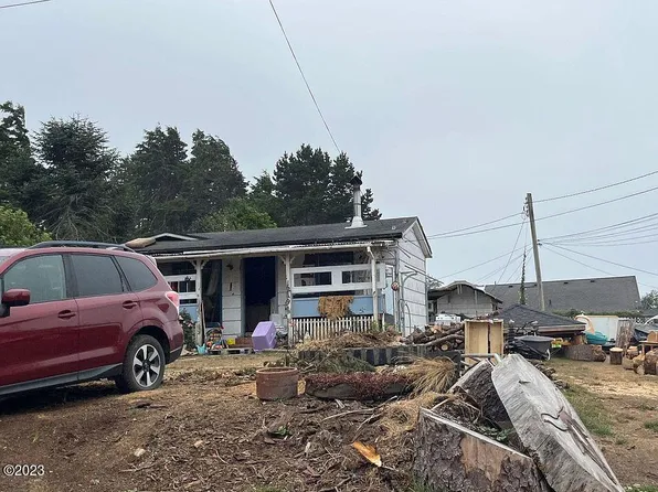 1219 W Oar Ave, Lincoln City, OR 97367