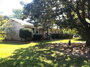 978 Carmel Dr, Charleston, SC 29412