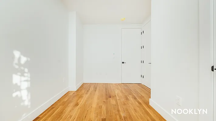 Rented by Nooklyn NYC LLC | media 23