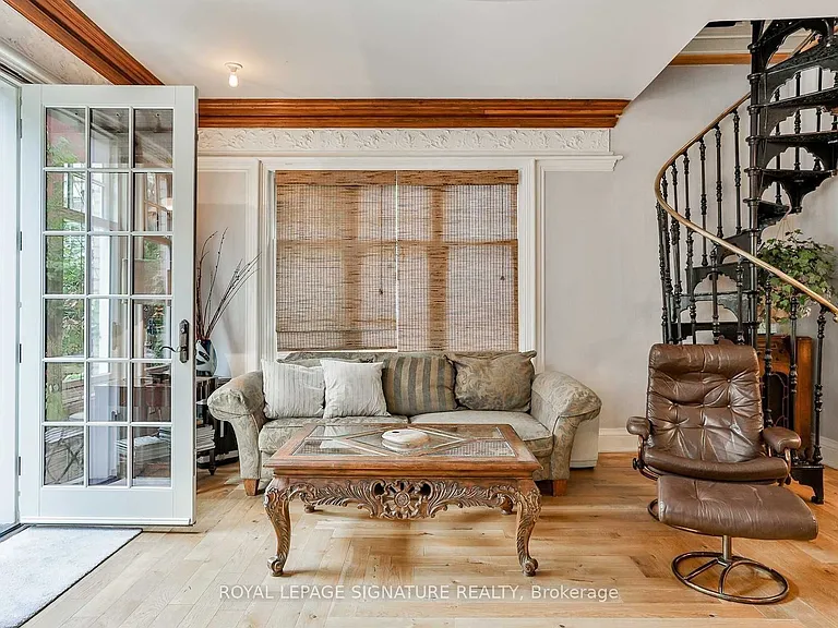 4 Wellesley Pl — Photo 19