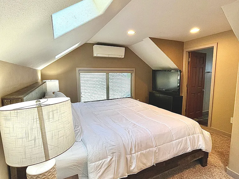 6180 SW Capitol Hwy — Photo 17