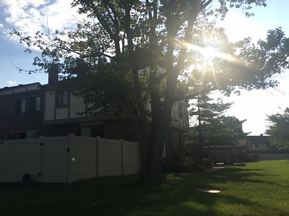 2nd image of 468 Attleboro Ct