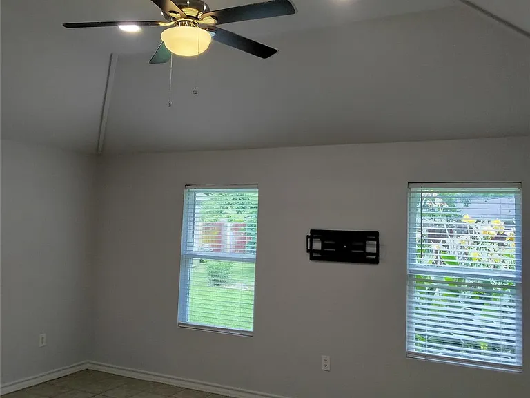 3414 Bristlecone Trl — Photo 3