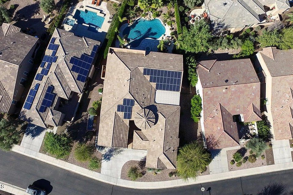 2nd image of 13048 W Desert Vista Trail