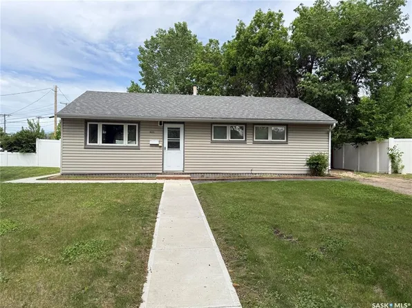 622 Williams CRESCENT, Regina, SK S4T 6B2