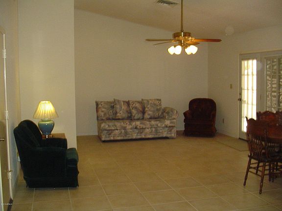 3rd image of 1218 N Fraser Dr