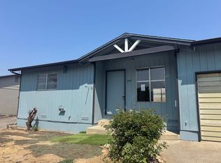 240 NE Suksdorf St, Winston, OR 97496