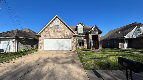 152 Brighton Village Loop Photo 1
