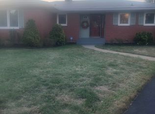 3414 Pemaquid Rd, Louisville, KY 40218