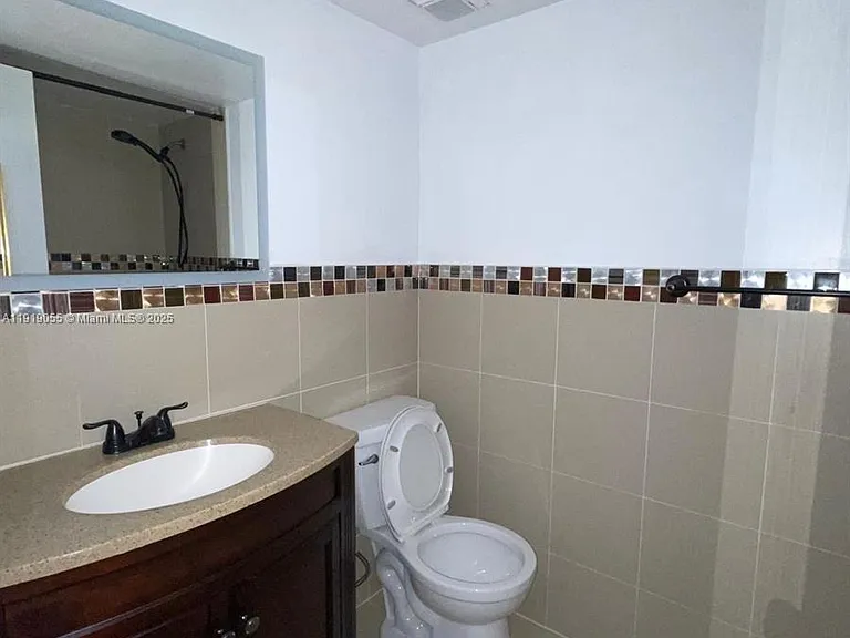 3410 Foxcroft Rd #310 — Photo 19