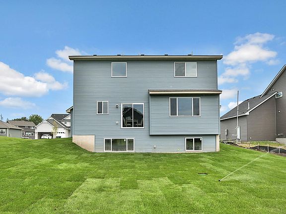 5th image of 6676 Heritage Ave