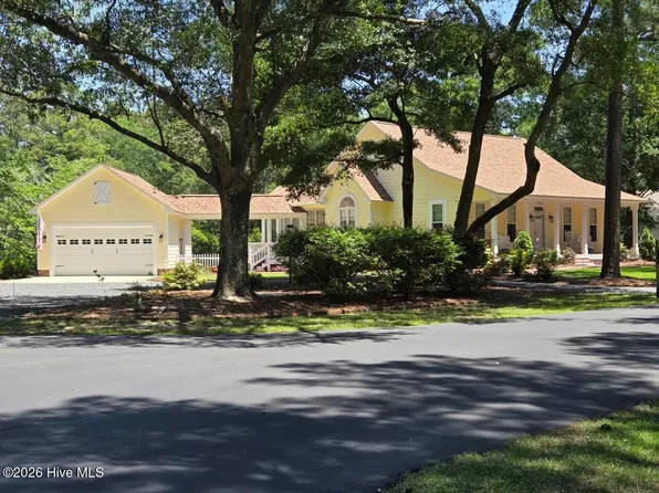 3089 Channel Drive SE, Bolivia, NC 28422