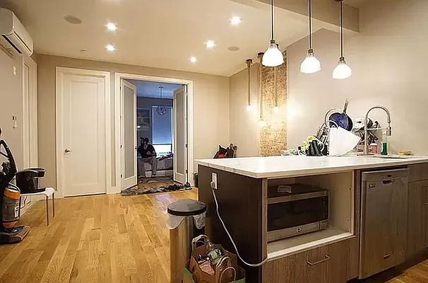 Rented by Reside New York | media 3