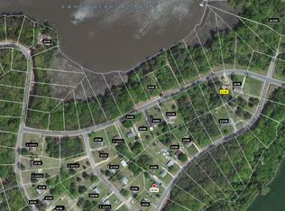 1353 Shore Dr, Lancaster, VA 22503
