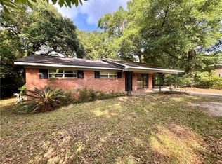 104 Hilltop Ct, Mobile, AL 36608